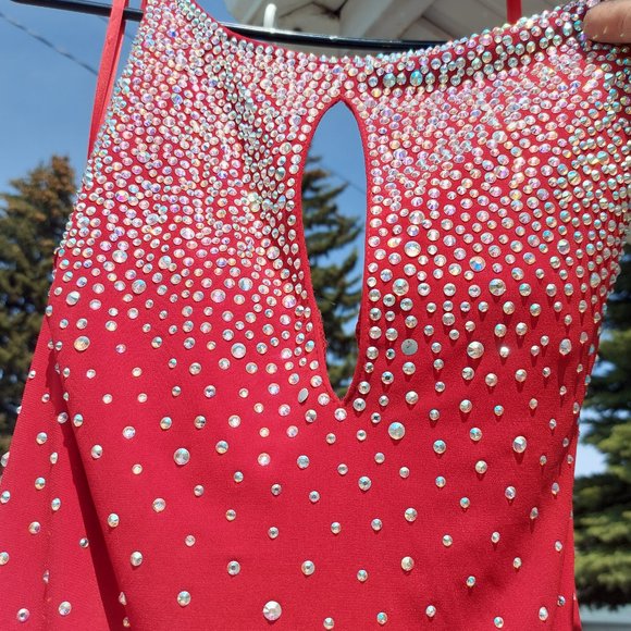 Dress - Picture 7 of 11